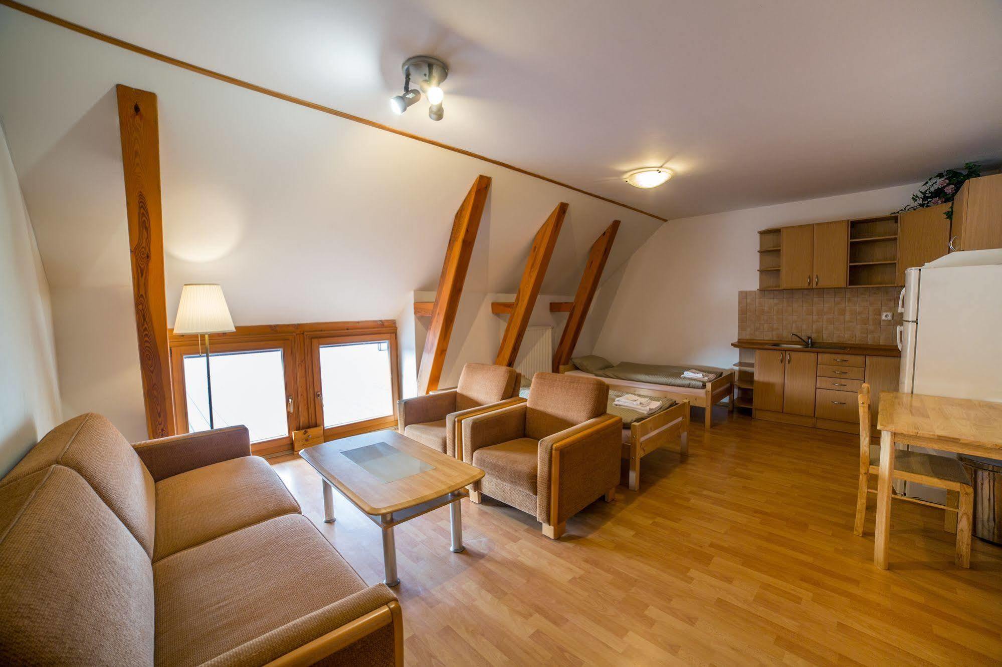 Guest house Farma Ptyrov 3*